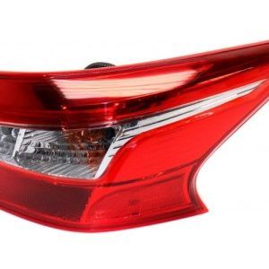 Faro Trasero Nissan Sentra B17 2016 2019 Derecho