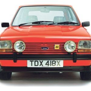 Tapa De Cilindros Ford Fiesta Mk1 Nueva.